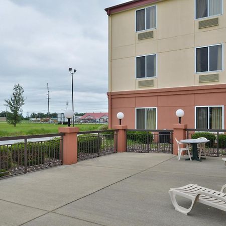 Red Roof Inn Clyde Exterior foto